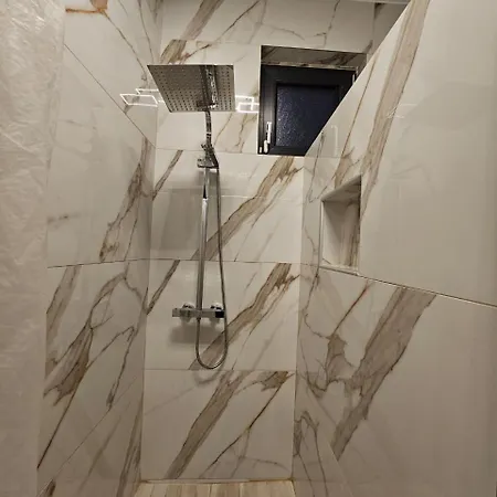 Melina * بيفكوهوري